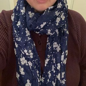 Purple floral fashion scarf